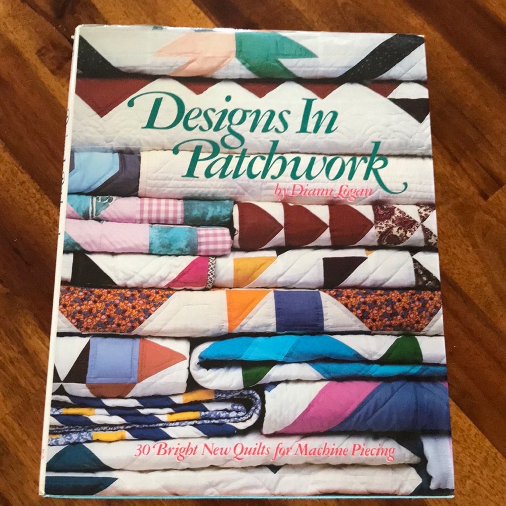 Vintage 80s DESIGNS In PATCHWORK Machine Quilt Piecing HB Book~Diann Logan